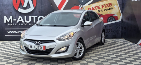Masini - HYUNDAI i30 2012 1.6 BENZINĂ