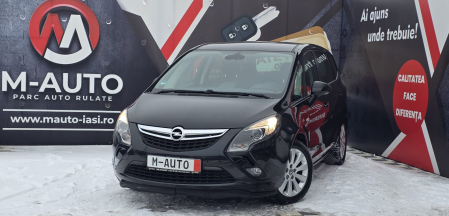 Masini - Opel Zafira 2015