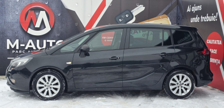 Opel Zafira 2015 [3]