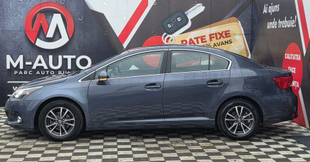 Toyota Avensis 2014 [3]
