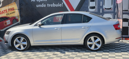 SKODA OCTAVIA 2018 / 2.0 DIESEL [3]