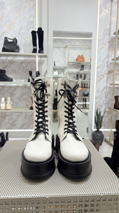 Bocanci VENIA albe din piele [5]