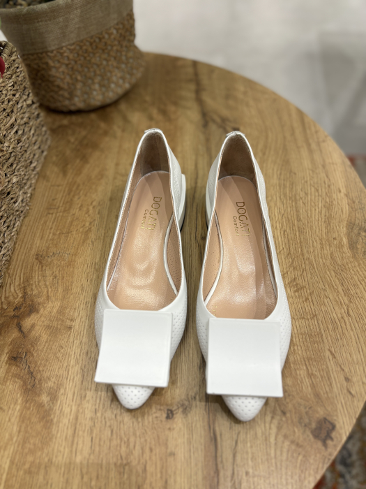 Balerini stiletto albi cu toc patrat [3]