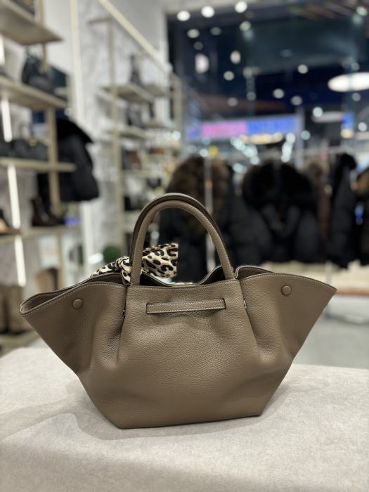 Geanta din piele naturala [4]