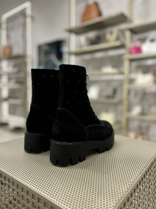 Ghete CALYPSO perforate din piele [4]