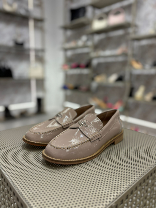 Mocasini CECYLYA nude din lac [3]