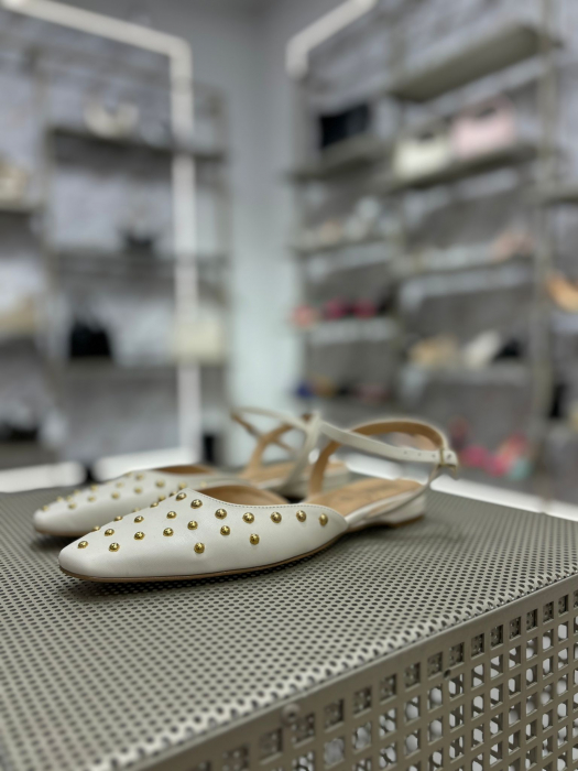Pantofi GRACE ALBI cu tinte aurii [3]