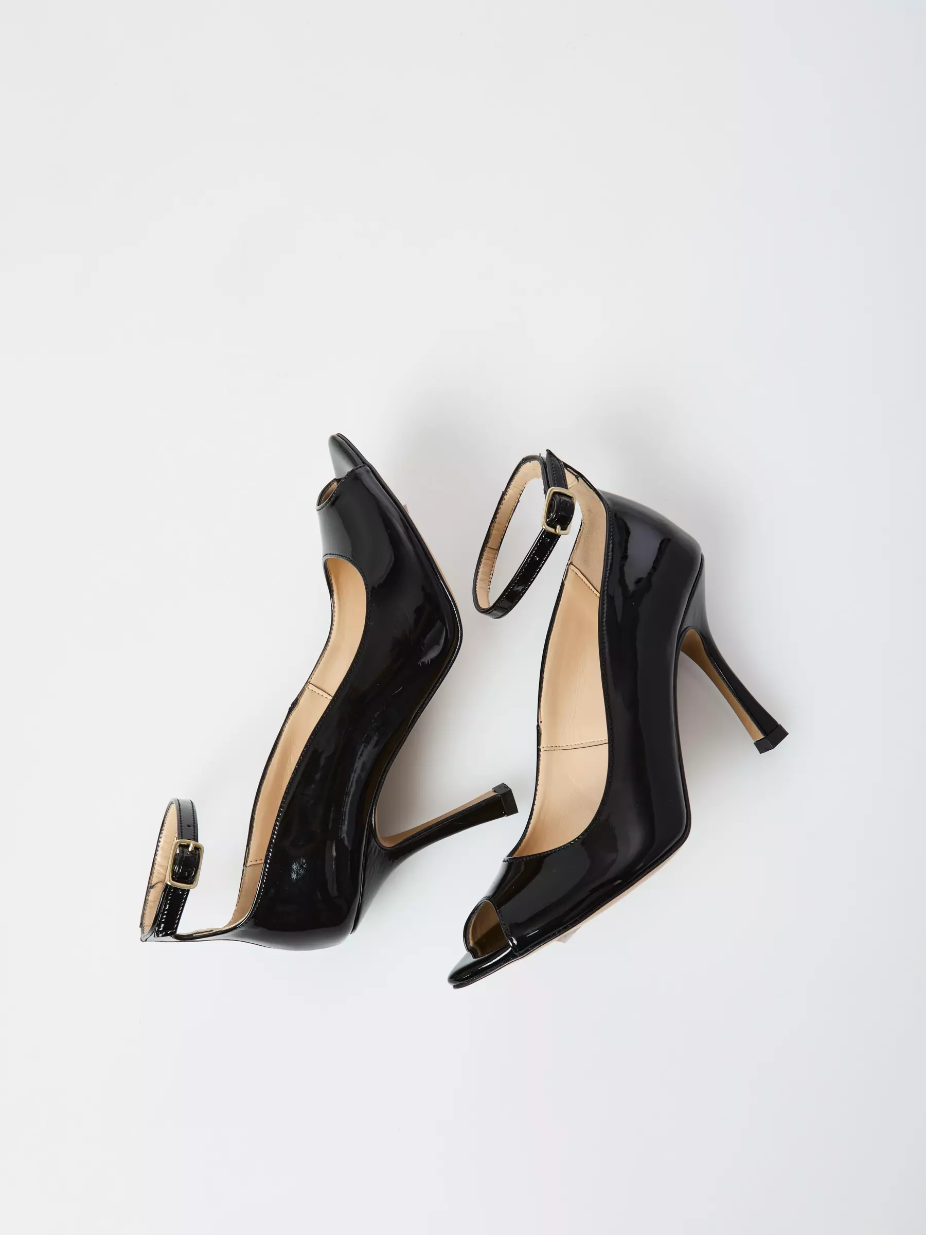 Pantofi PERLA BLACK decupati cu toc [3]