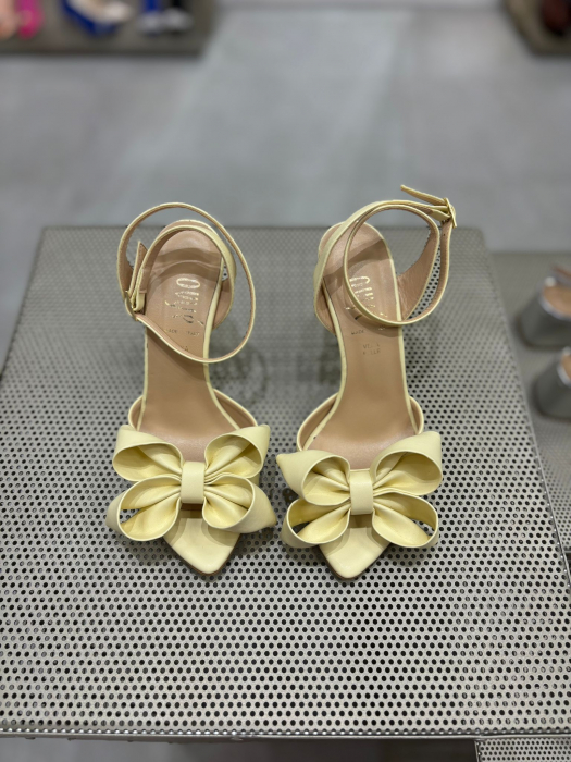 Sandale galbene DOLL cu funda si toc [2]