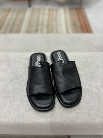 Saboti din piele cu talpa pernuta [1]