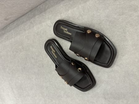 Incaltaminte - Slapi maro din piele cu tinte