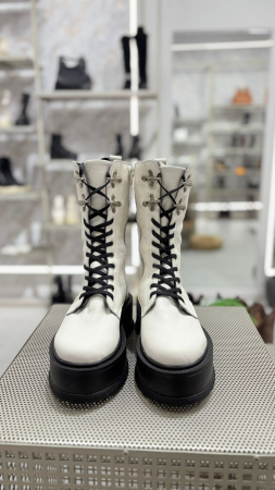 Bocanci VENIA albe din piele [1]