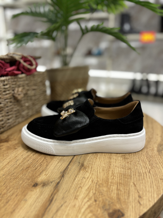 Mocasini negri din piele cu funda si accesoriu [5]