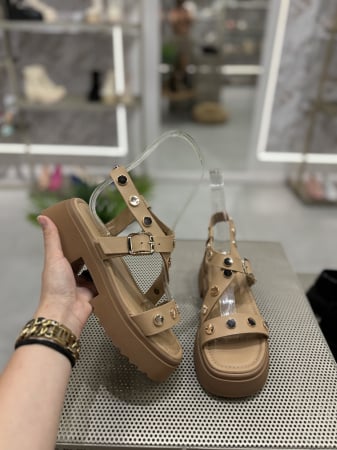 Sandale cu talpa joasa - Sandale FARAONE BEJ din piele