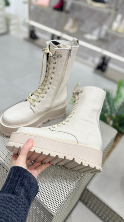 Ghete - Bocanci VENIA crem din piele