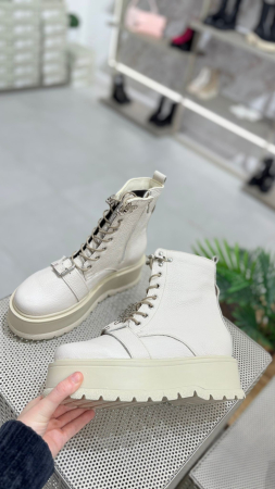 Ghete - Bocanci Tylda crem din piele