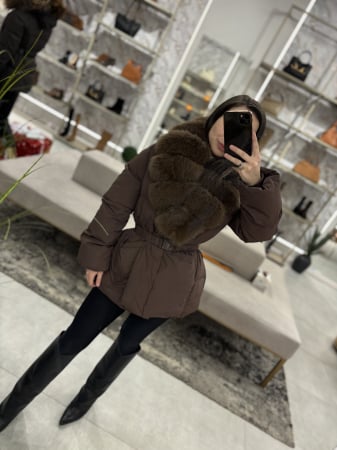 Incaltaminte - Geaca cu guler din blana naturala