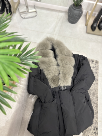 Geaca cu guler din blana naturala [4]