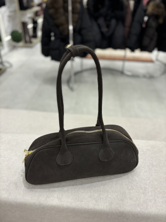 Geantă din piele întoarsă [1]