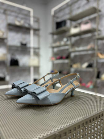 Pantofi CELESTE BABY BLUE cu toc mic [2]