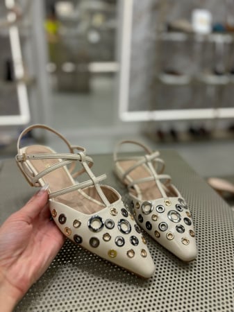 Pantofi cu talpa joasa - Pantofi LAONA ALBI cu bareta la spate