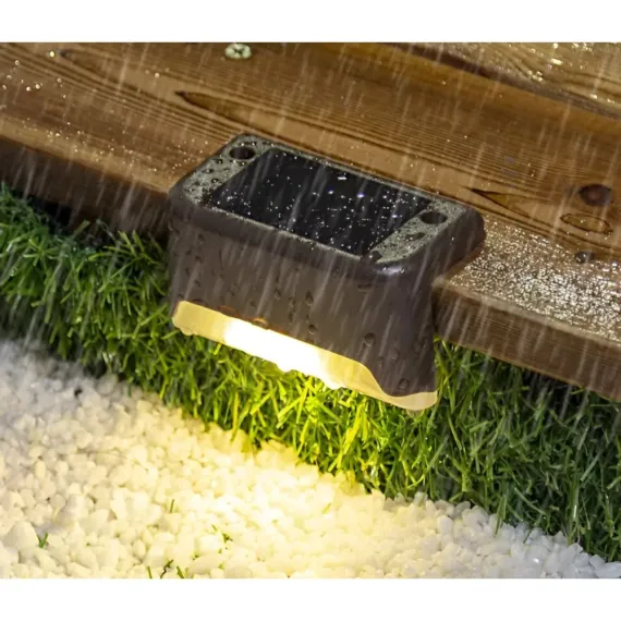 Set 4 Bucati Lampi Solare, pentru Trepte, Gard, Spatii Exterioare, Lumina de Veghe [2]