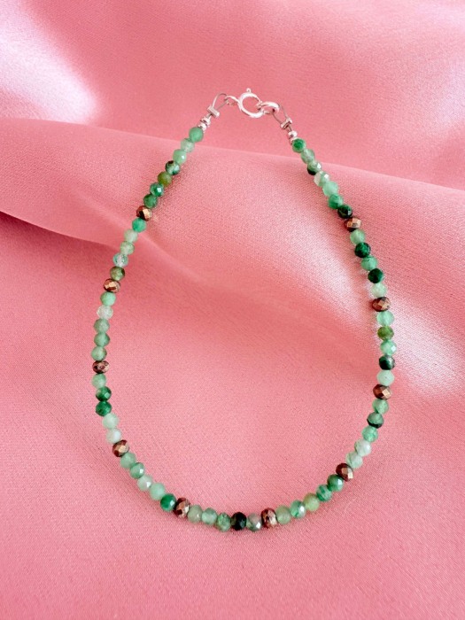 Bratara din Smarald si Pirita Dama [2]