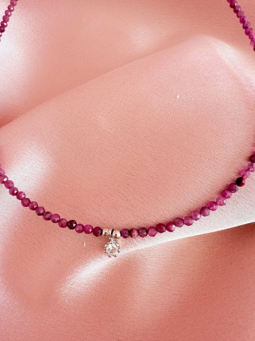 Colier din Rubin cu pandativ [2]