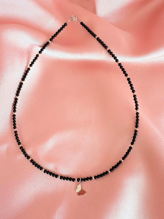 Colier Onix Negru si Fluture Argint [1]