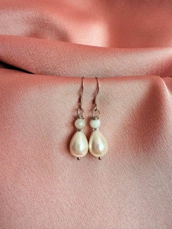 Earrings - Cercei din Perle tip scoica si Piatra Lunii