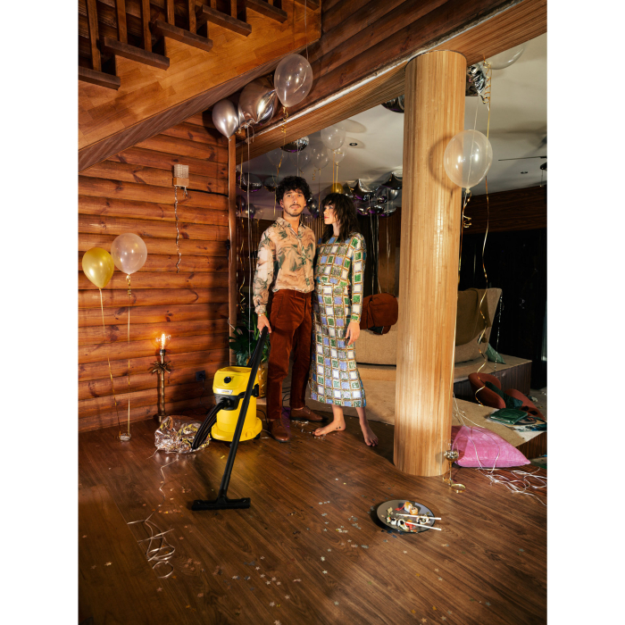 Aspirator multifunctional Karcher WD 3 V-17/4/20 1.628-101.0, Aspirare umeda si uscata, 17 l, Furtun 2 m, 1000 W, Sac filtru din hartie, Functie de suflare, Galben [10]