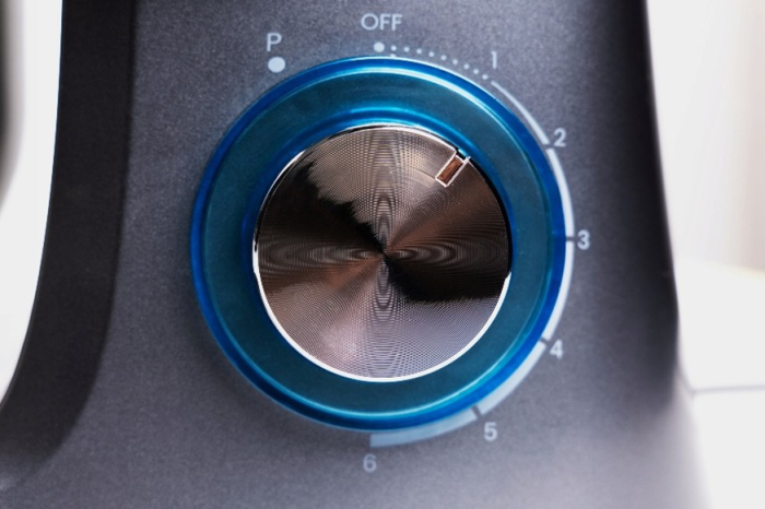 Robot de bucatarie Vivax RM-61400SX, 1400W, capacitate 6L, 6 trepte de viteza, functia Pulse, 3 accesorii detasabile, negru/argintiu [8]