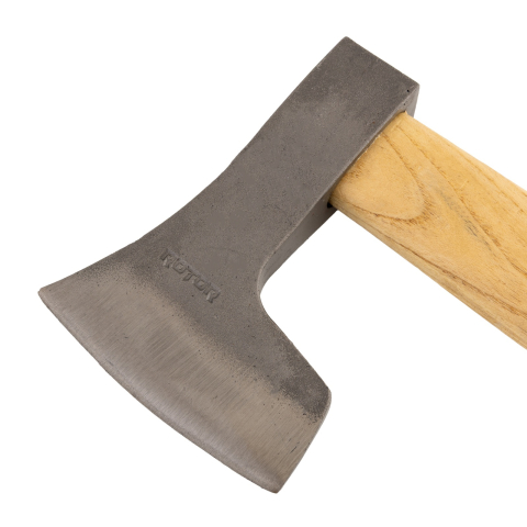 Topor romanesc cu maner lemn 1250g [2]