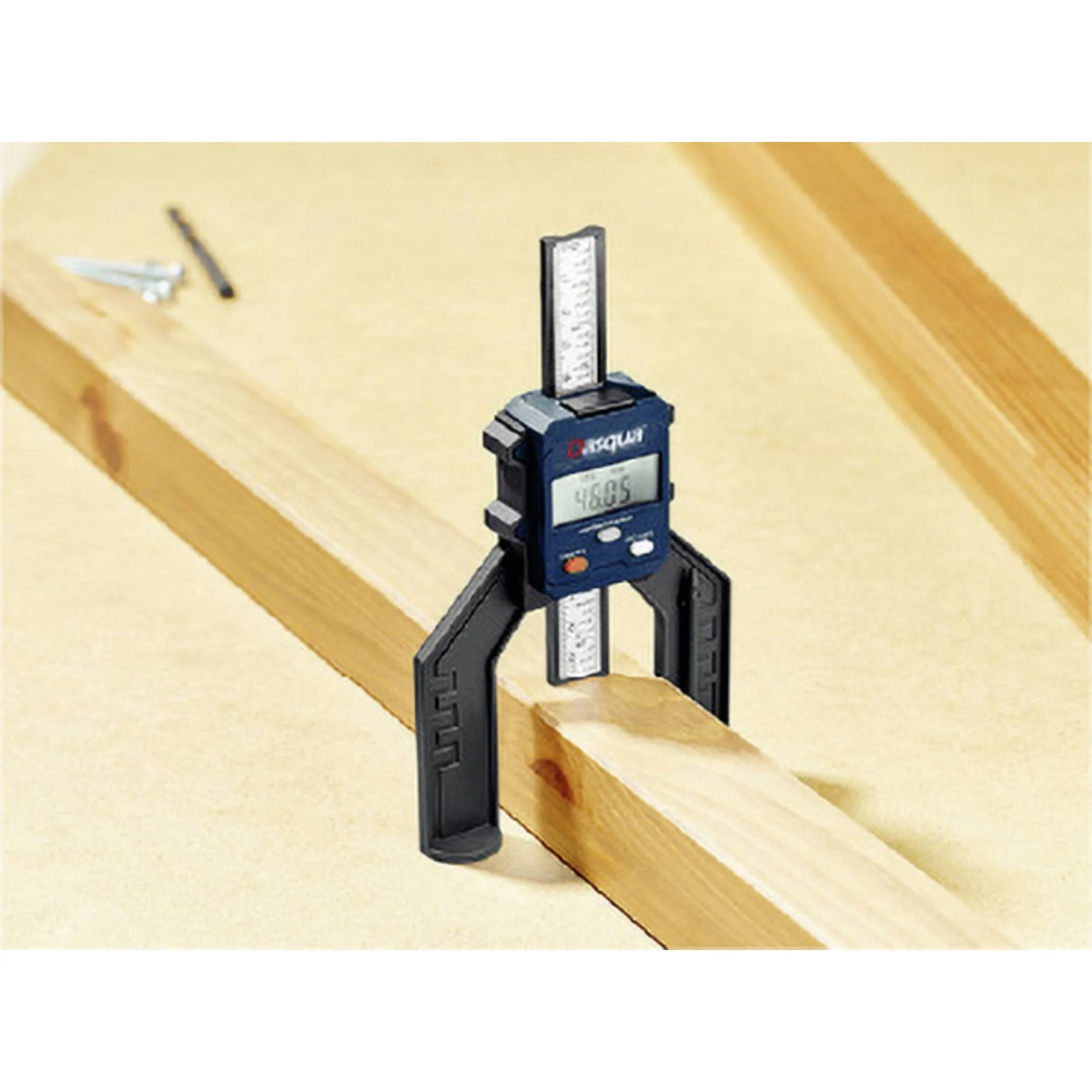 Subler digital de adancime Dasqua 0–80 mm, rezolutie 0.05 mm, precizie +/-0,1mm, magneti integrati [6]