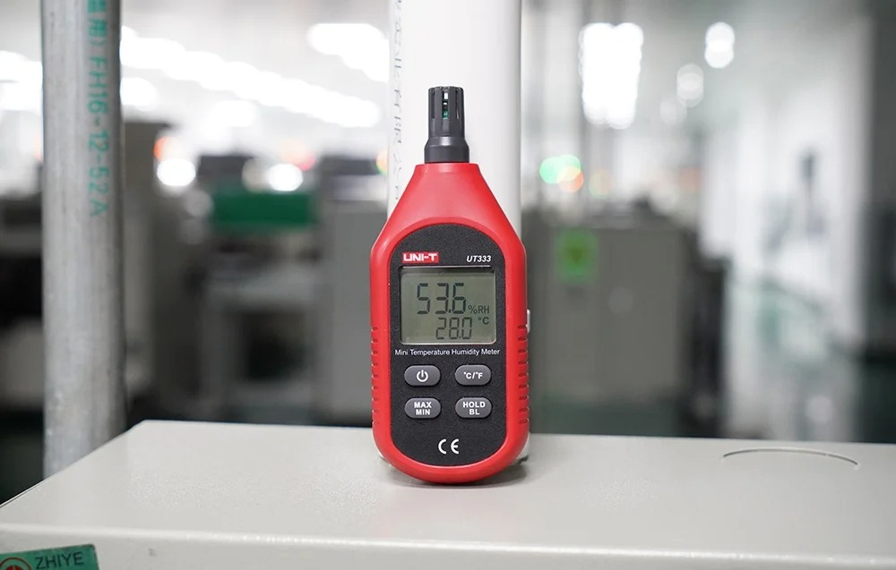 Termohigrometru digital portabil UNI-T UT333 -10°C ... +60°C cu senzor integrat, cu Certificat de Etalonare Metrologica [8]