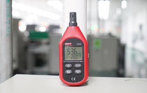 Termohigrometru digital Bluetooth UNI-T UT333BT -10°C ... +60°C cu senzor integrat, cu Certificat de Etalonare Metrologica [3]