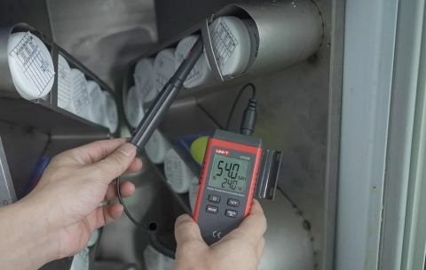 Termohigrometru digital portabil UNI-T UT333S -10°C ... +60°C cu senzor extern, cu Certificat de Etalonare Metrologica [5]