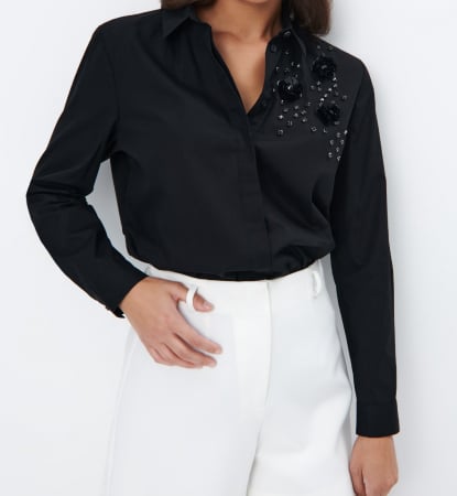 Femei - Camasa cu aplicatii