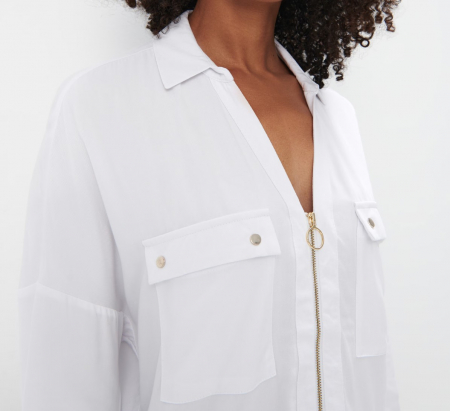 Camasa cu buzunare [1]