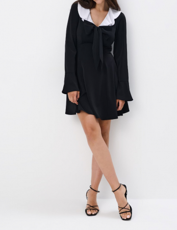 Rochii scurte - Rochie mini cu maneci