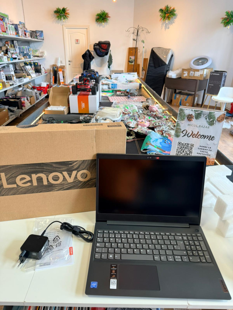 Laptop Lenovo IdeaPad 3, 15,6 inch, 8 GB RAM, 256 GB SSD [2]