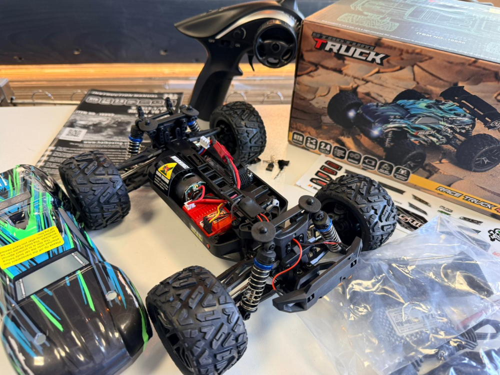 Mașină cu telecomandă HAIBOXING Stadium Truck 1:18, 4WD, 36+ km/h, Waterproof, Hobby Grade [3]