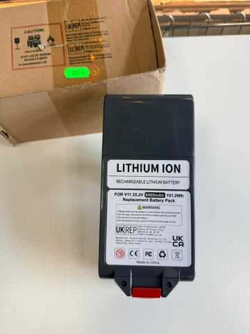 Baterie compatibilă cu aspiratorul Dyson V11 click-on Li-Ion, 25,2 V, 6000 mAh [2]