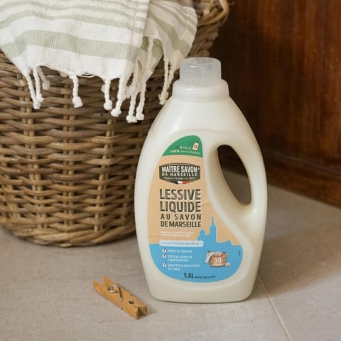 Detergenți rufe - Detergent lichid de rufe Maître Savon de Marseille cu săpun de Marsilia și aromă de Floare de Bumbac, 1.5 L (30 spălări)