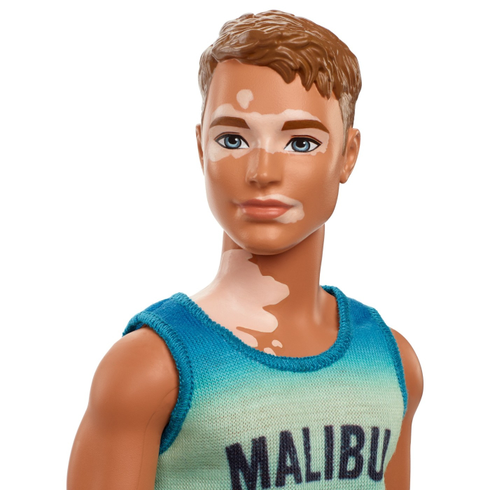 BARBIE PAPUSA BAIAT FASHIONISTAS CU MAIOU [5]