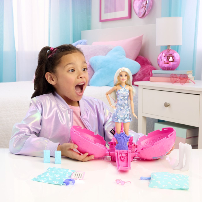BARBIE TEAM ROTESTE SI DEZVALUIE PAPUSA BARBIE SURPRIZA [7]