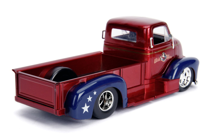 DC COMICS BOMBSHELLS 1952 CHEVY COE WONDER WOMAN SCARA 1 LA 24 [8]