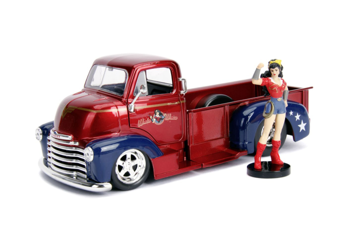DC COMICS BOMBSHELLS 1952 CHEVY COE WONDER WOMAN SCARA 1 LA 24 [3]
