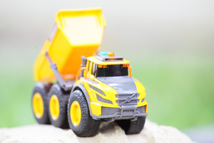 DICKIE BASCULANTA VOLVO ARTICULAT CU SUNETE SI LUMINI 23CM [5]