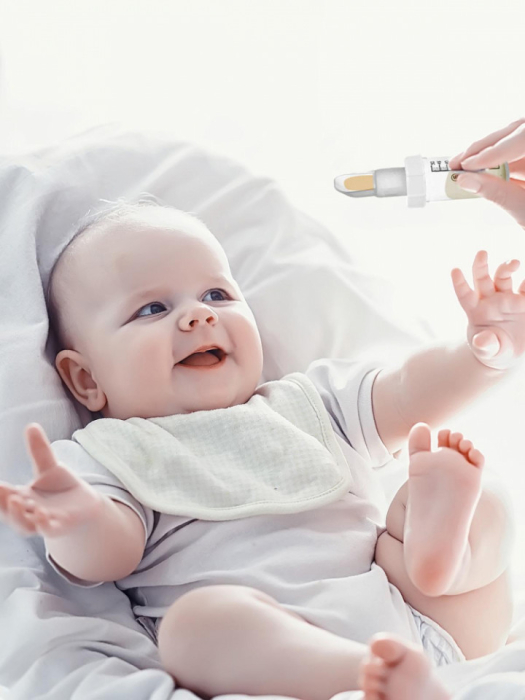 Dispozitiv cu gradatie pentru administrare lapte matern sau medicamente BabyJem [3]